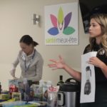 nutritionnistes faisant une démonstration