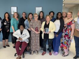 Équipe du flot et de la dotation avec Dr Bernard Leduc